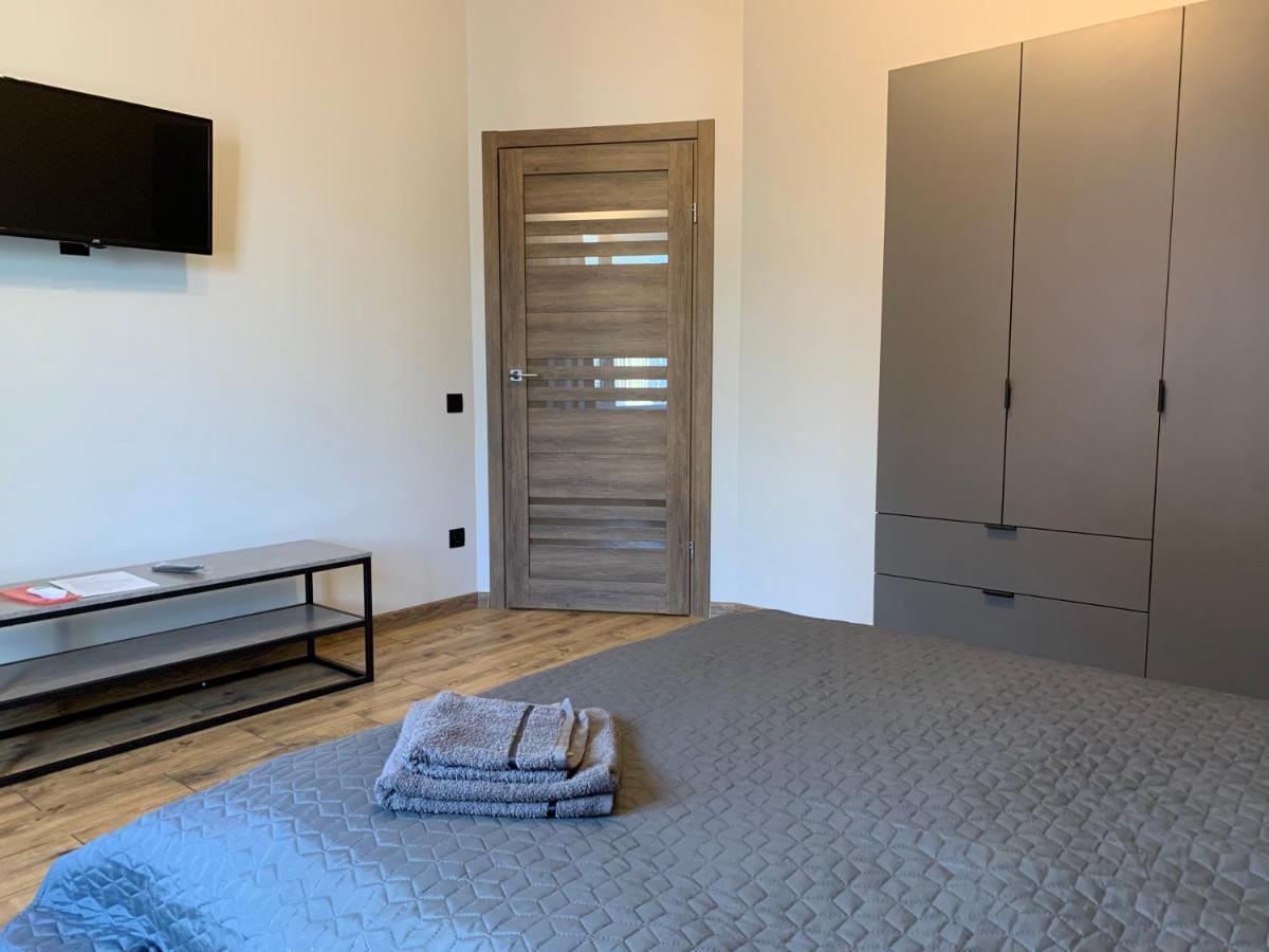 нові Loft 5 Apartment